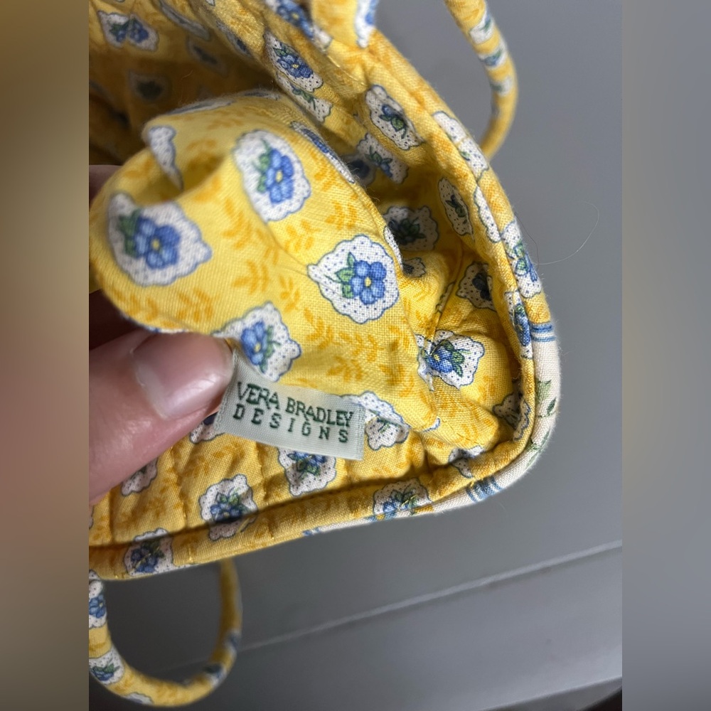 Vera Bradley Y2K Retired Elizabeth Style Quilted Emily Small Tote Yellow Rosette - Picture 16 of 16